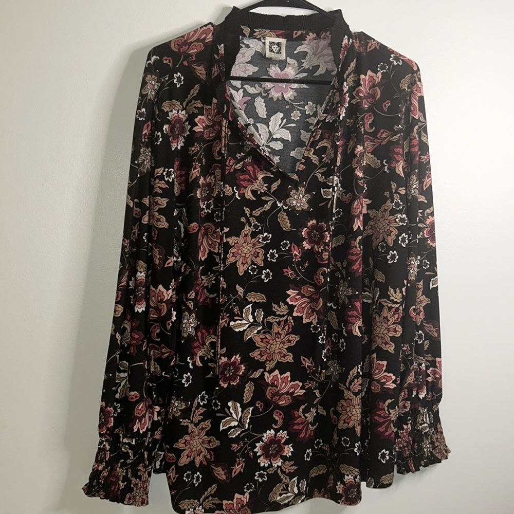 Anne Klein long sleeves size 2x cottage core ruffles black brown white